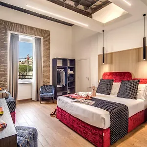 https://little-queen.it-romehotels.com